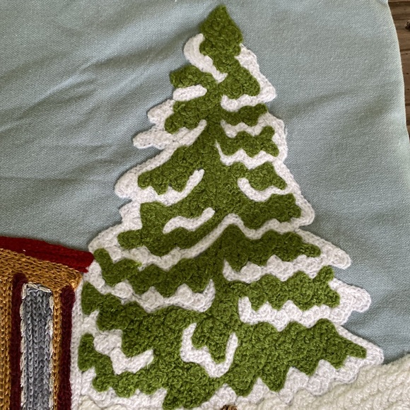 Pottery Barn Winter Wonderland Snow Streetcar Sleigh Crewel Lumbar Pillow Cover - Picture 4 of 16